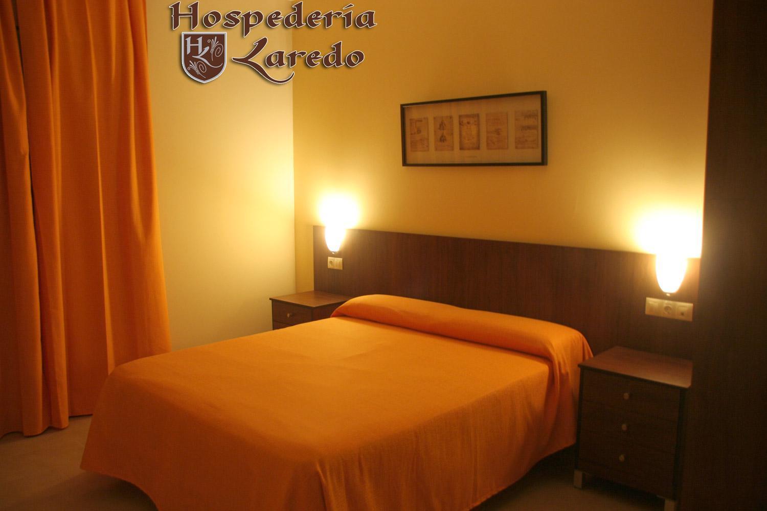Hotel Hospederia Laredo La Carlota Exterior foto
