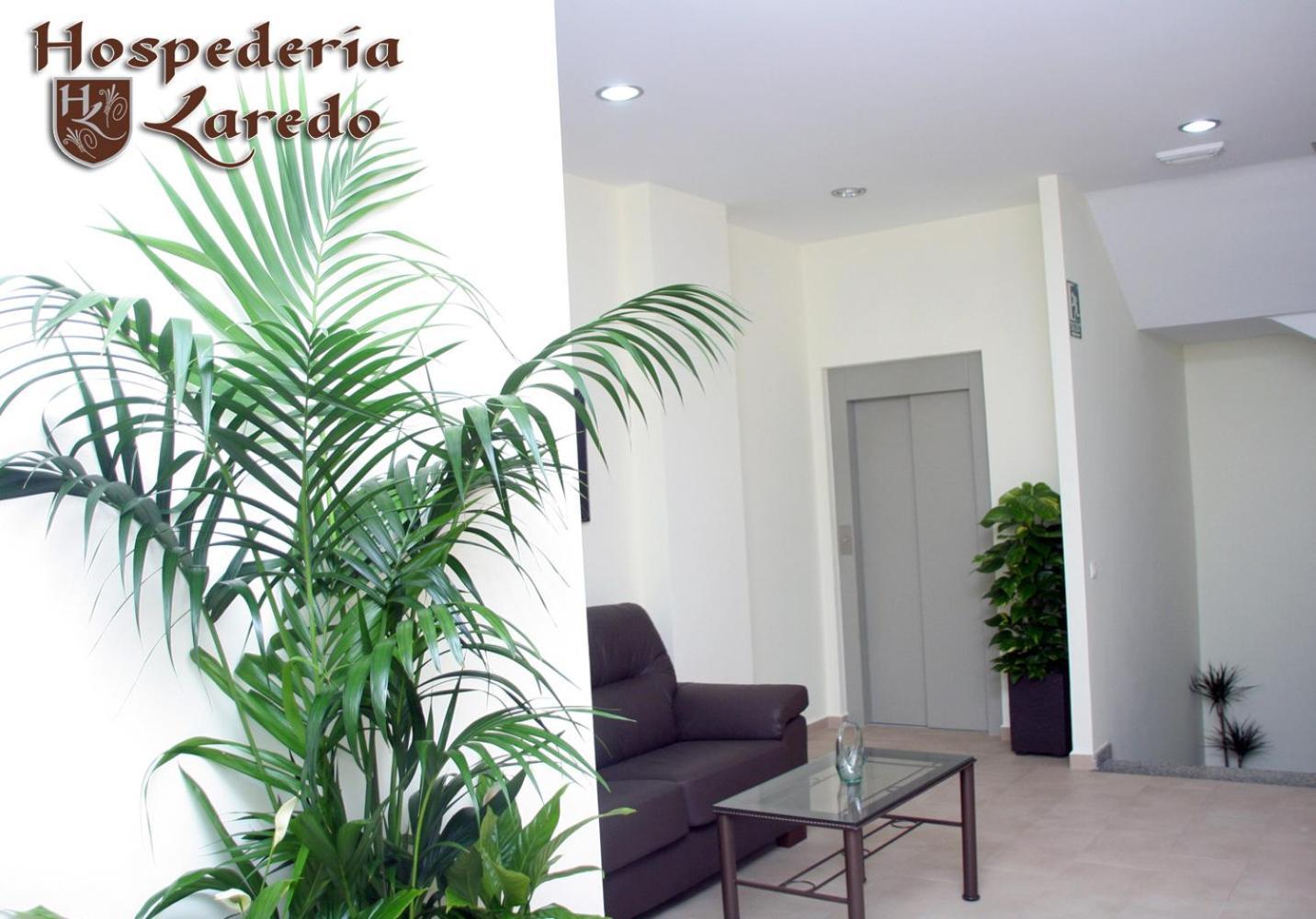 Hotel Hospederia Laredo La Carlota Exterior foto